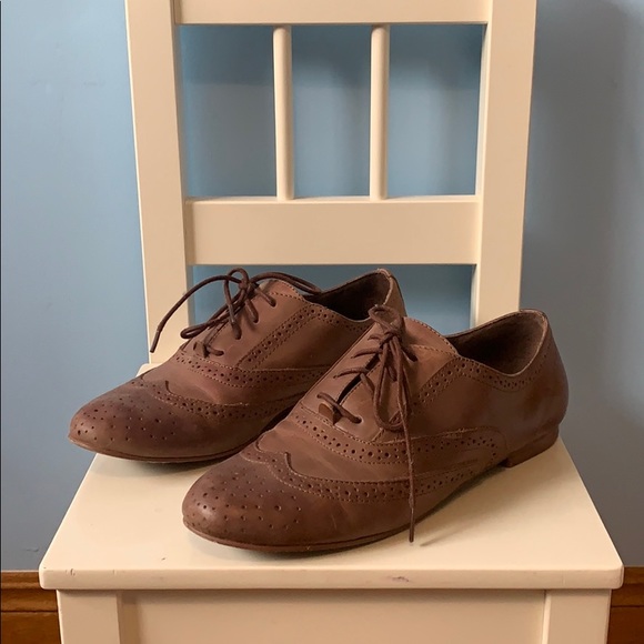 Tuxedo Shoes - Picture 2 of 3